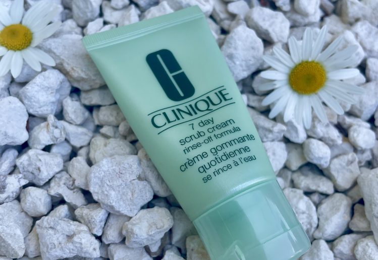 Clinique UGC Photo example