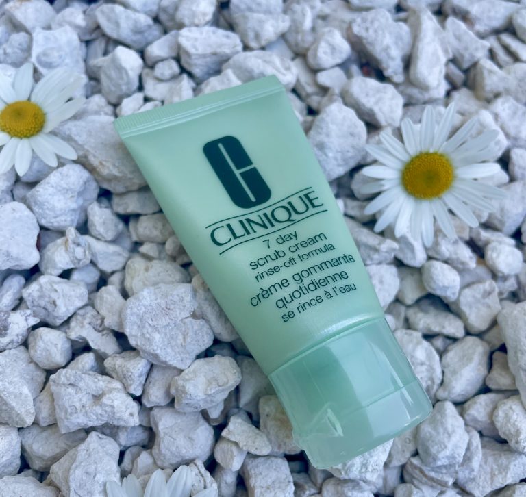 Clinique UGC Photo example